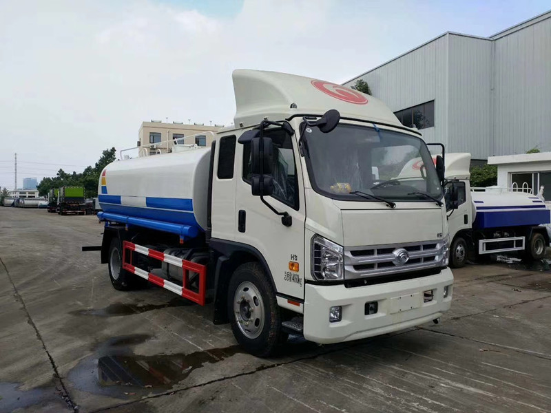 灑水車廠家,8噸灑水車廠家,8噸灑水車價(jià)格,程力8噸灑水車廠家 灑水車廠家,8噸灑水車廠家,8噸灑水車價(jià)格,程力8噸灑水車廠家
