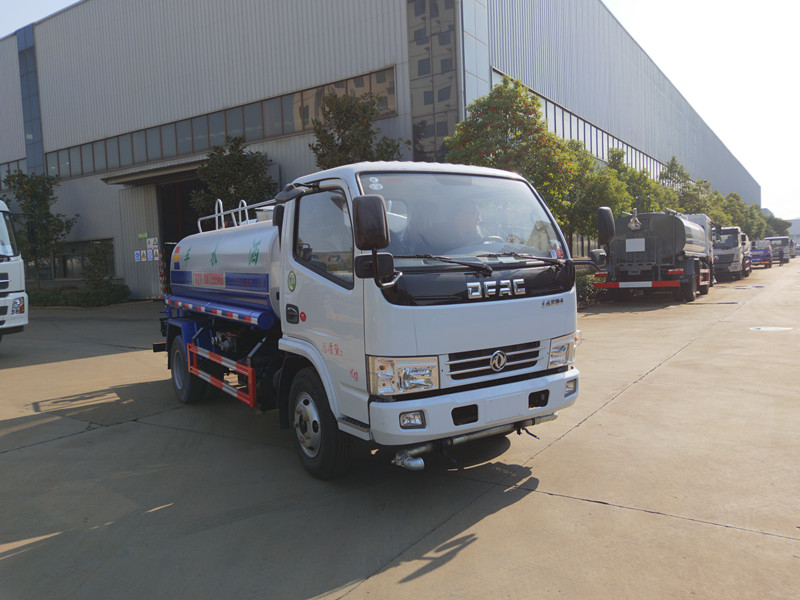 灑水車廠家,5噸灑水車廠家,東風(fēng)5噸灑水車廠家價(jià)格,程力專用汽車股份有限公司 灑水車廠家,5噸灑水車廠家,東風(fēng)5噸灑水車廠家價(jià)格,程力專用汽車股份有限公司