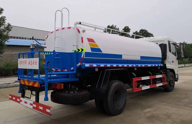 道路灑水車廠家 道路灑水車廠家