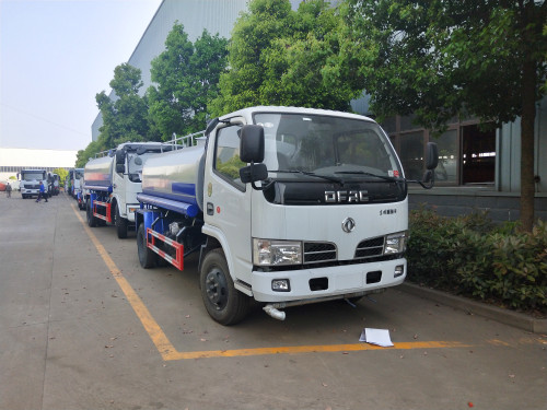福瑞卡灑水車廠家直銷,東風灑水車有限公司生產 福瑞卡灑水車廠家直銷,東風灑水車有限公司生產