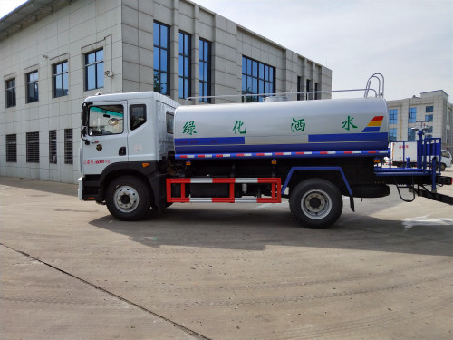 東風灑水車圖片 東風灑水車圖片