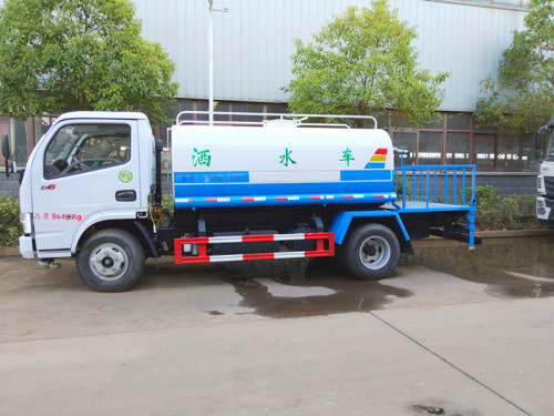 程力灑水車(chē)廠(chǎng)家 程力灑水車(chē)廠(chǎng)家