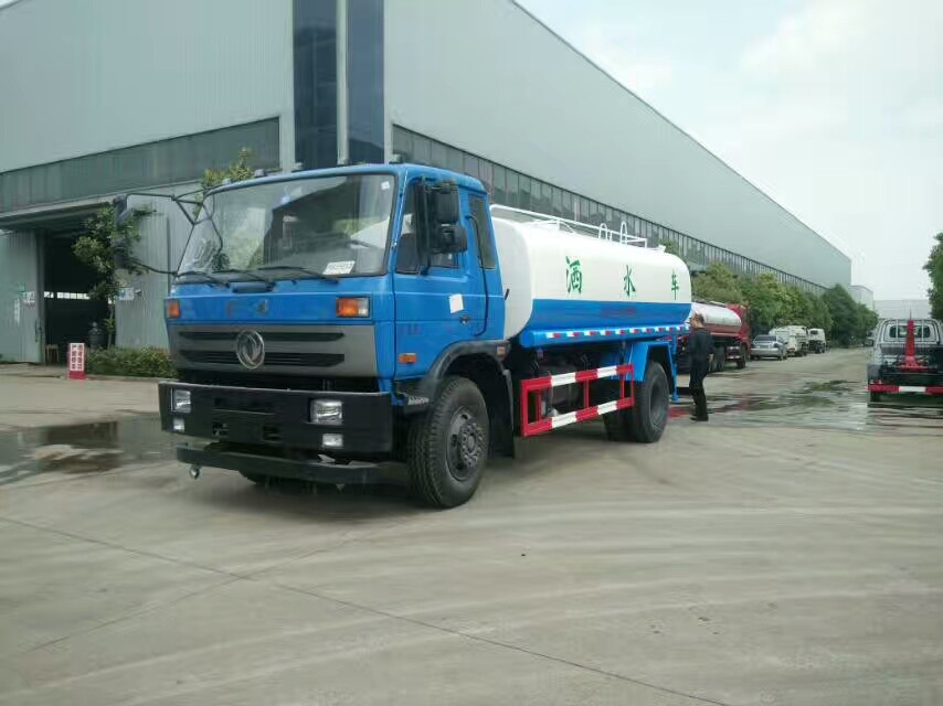 東風153國五15噸灑水車  東風153國五15噸灑水車