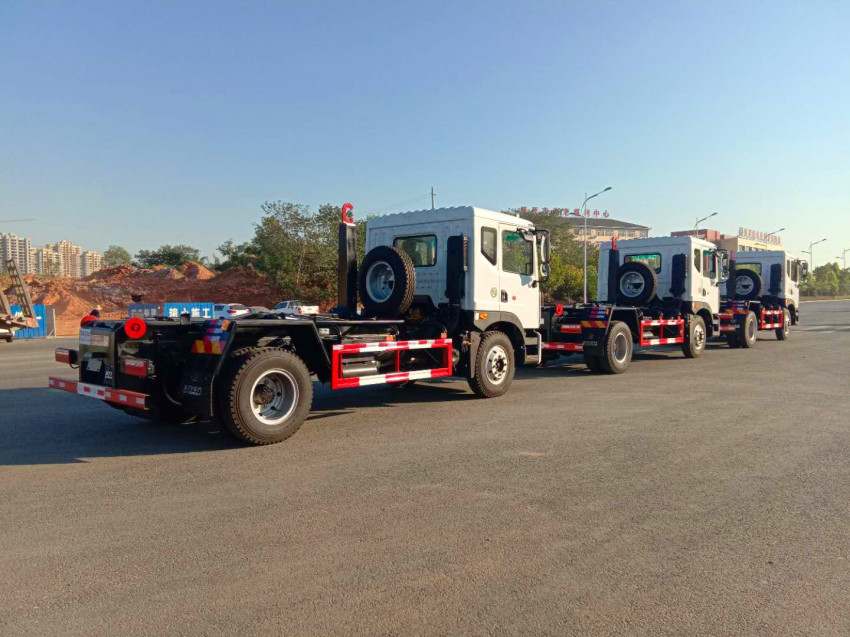 東風D9車廂可卸式垃圾車 東風D9車廂可卸式垃圾車