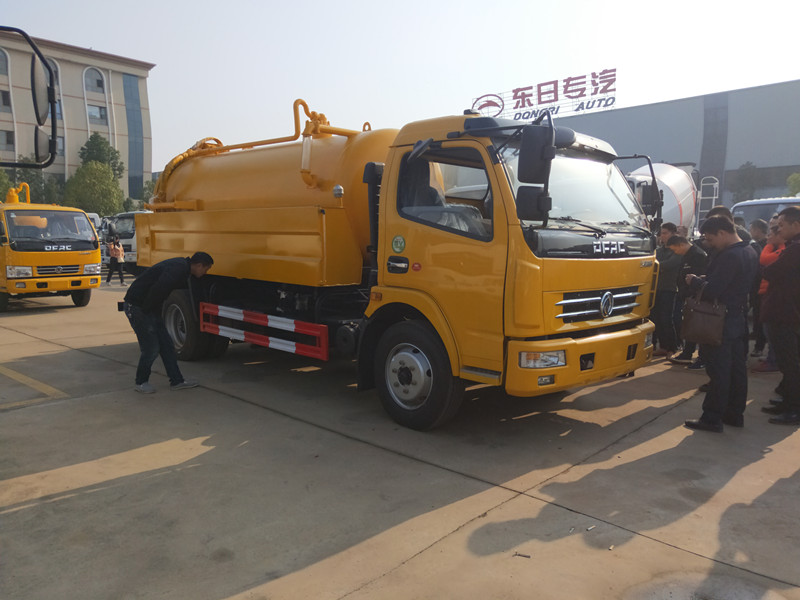 供應灑水車垃圾車吸污車吸糞車 灑水車價格 垃圾車價 供應灑水車垃圾車吸污車吸糞車 灑水車價格 垃圾車價