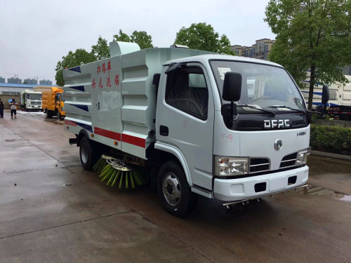 國六東風(fēng)小多利卡掃路車,5方高清道路清掃車圖片-程力集團(tuán) 國六東風(fēng)小多利卡掃路車,5方高清道路清掃車圖片-程力集團(tuán)