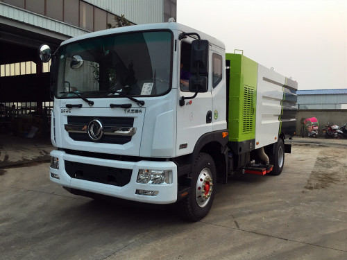 駕駛吸塵車(chē)倒車(chē)怎樣利用好后視鏡-湖北程力集團(tuán) 駕駛吸塵車(chē)倒車(chē)怎樣利用好后視鏡-湖北程力集團(tuán)