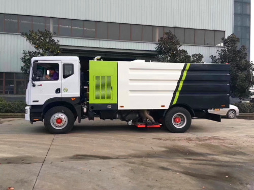 掃路車(chē)初駛的經(jīng)驗(yàn)-掃路車(chē)的保養(yǎng)維修-程力掃路車(chē)銷(xiāo)售總部 掃路車(chē)初駛的經(jīng)驗(yàn)-掃路車(chē)的保養(yǎng)維修-程力掃路車(chē)銷(xiāo)售總部