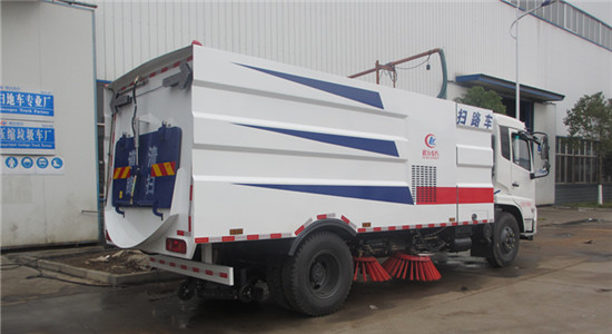清掃車的日常維護 清掃車的日常維護