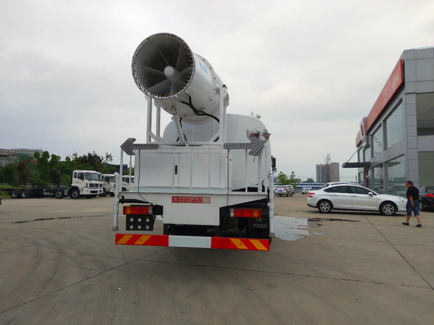 東風13立方后雙橋抑塵車 東風13立方后雙橋抑塵車