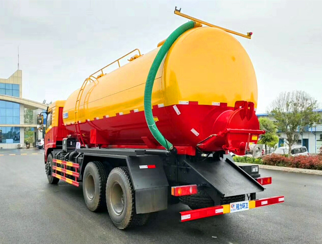 東風專用底盤18噸吸污車-18方吸污車 東風專用底盤18噸吸污車-18方吸污車