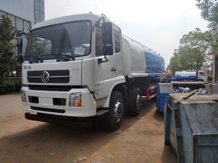 東風(fēng)專底20方綠化灑水車-東風(fēng)專底20方綠化灑水車廠家報價 東風(fēng)專底20方綠化灑水車-東風(fēng)專底20方綠化灑水車廠家報價