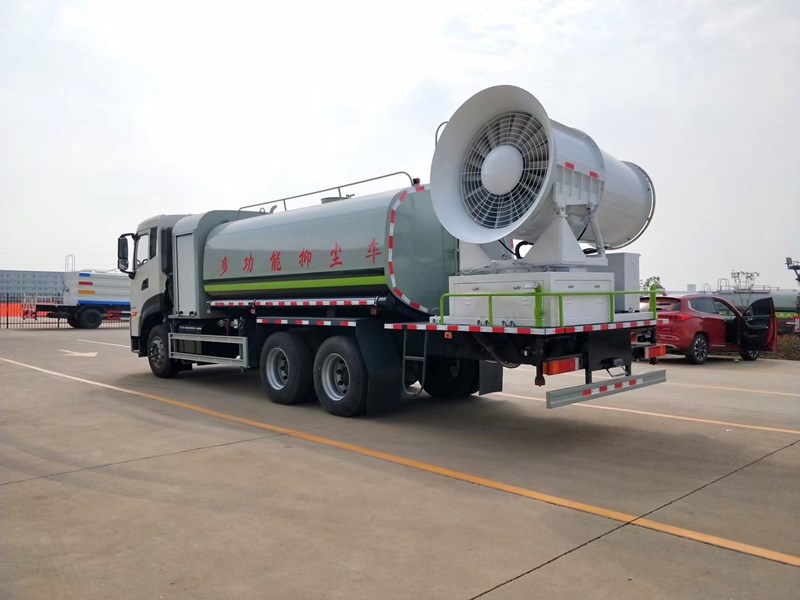 東風天龍15-17噸霧炮灑水車 東風天龍15-17噸霧炮灑水車