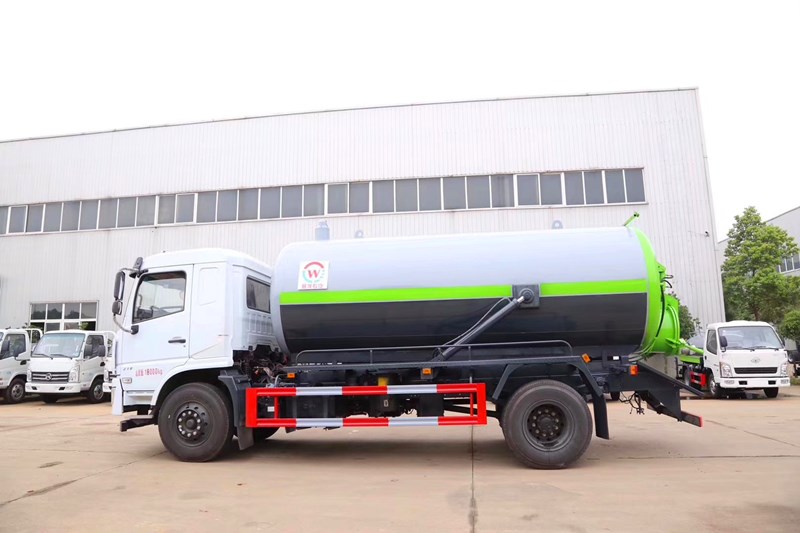 東風D3L吸污車-10方吸污車 東風D3L吸污車-10方吸污車