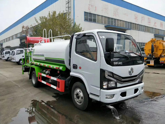 降塵5方灑水車價格-灑水車-國六新款灑水車-程力集團(tuán) 降塵5方灑水車價格-灑水車-國六新款灑水車-程力集團(tuán)