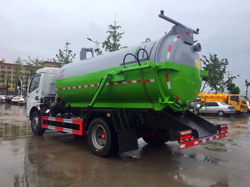 8方吸污車-8立方吸污車廠家價(jià)格報(bào)價(jià)-程力吸污車生產(chǎn)廠家 8方吸污車-8立方吸污車廠家價(jià)格報(bào)價(jià)-程力吸污車生產(chǎn)廠家