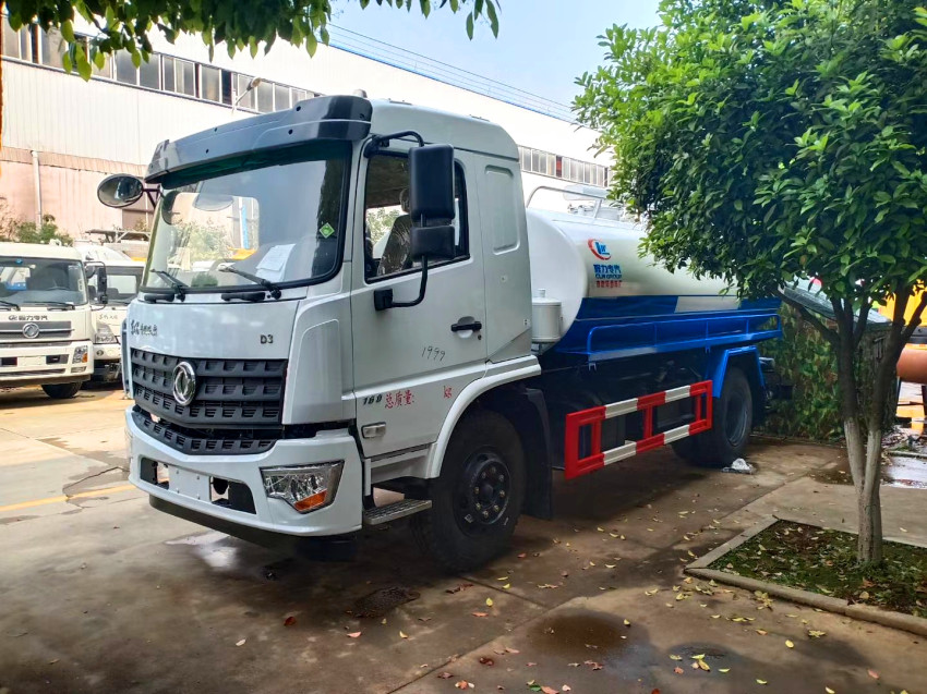 吸糞車上容易疏忽的地方-12立方吸糞車廠家直銷 吸糞車上容易疏忽的地方-12立方吸糞車廠家直銷