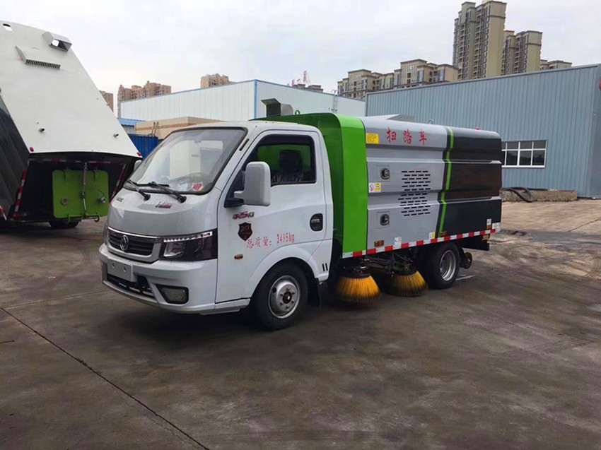 東風(fēng)途逸國六小型掃路車道路清掃車-小型掃路車生產(chǎn)廠家 東風(fēng)途逸國六小型掃路車道路清掃車-小型掃路車生產(chǎn)廠家