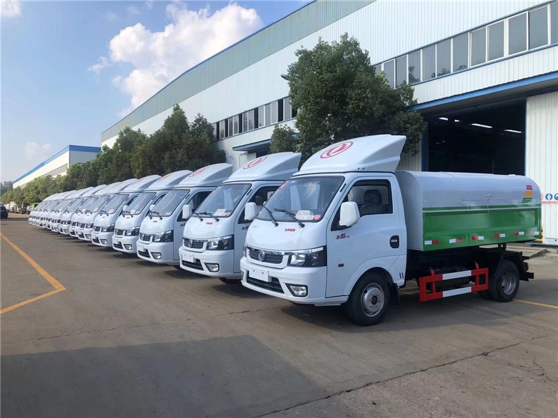 國六東風(fēng)途逸3方密封式垃圾車-廂式垃圾車 國六東風(fēng)途逸3方密封式垃圾車-廂式垃圾車