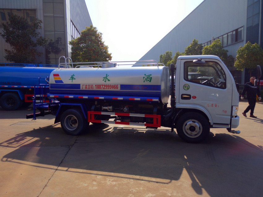 東風多利卡5噸藍牌霧炮灑水車底盤配置-東風5噸灑水車價格報價 東風多利卡5噸藍牌霧炮灑水車底盤配置-東風5噸灑水車價格報價