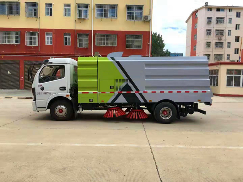 東風天錦掃路車 洗掃車 道路清掃車廠家直銷-湖北盈通汽車 東風天錦掃路車 洗掃車 道路清掃車廠家直銷-湖北盈通汽車