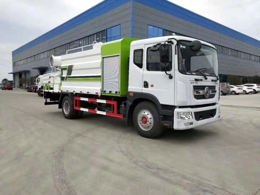 程力灑水車廠家致力東風(fēng)康明斯國(guó)六新品上市-程力灑水車生產(chǎn)廠家 程力灑水車廠家致力東風(fēng)康明斯國(guó)六新品上市-程力灑水車生產(chǎn)廠家