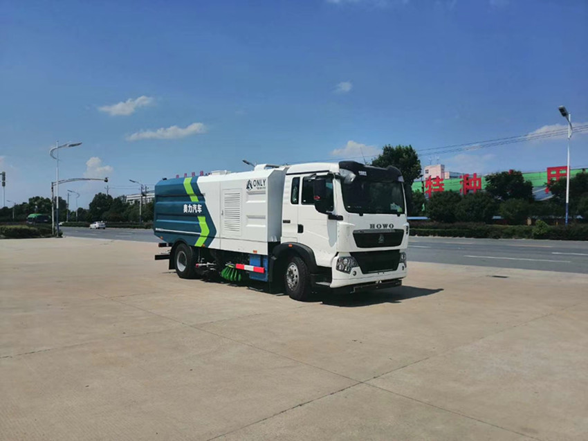 程力威牌CLW5180TXSZ6型洗掃車-重汽18噸洗掃車廠家直銷 程力威牌CLW5180TXSZ6型洗掃車-重汽18噸洗掃車廠家直銷