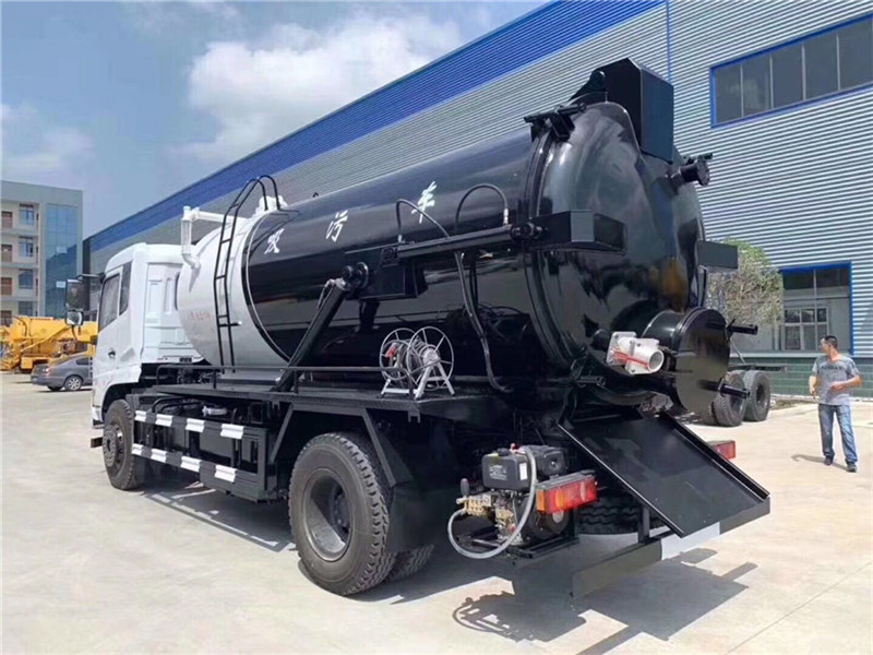 國六東風(fēng)13方吸污車-國六東風(fēng)13方吸污車廠家直銷-程力吸污車生產(chǎn)廠家 國六東風(fēng)13方吸污車-國六東風(fēng)13方吸污車廠家直銷-程力吸污車生產(chǎn)廠家