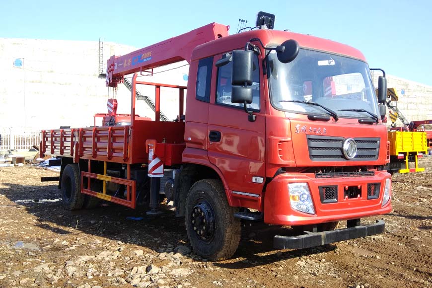 隨車吊-隨車吊廠家-隨車吊價格-隨車起重運輸車廠家直銷