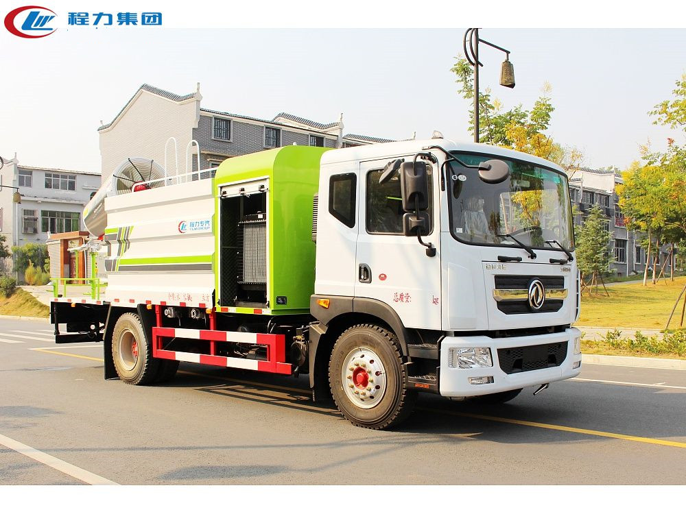 大型霧炮車 大型霧炮車
