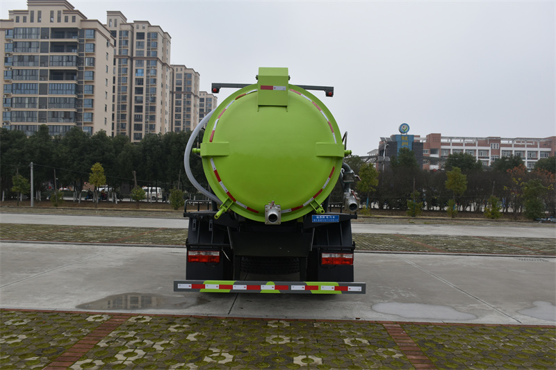 東風8噸吸污車-東風8立方吸污車-湖北盈通吸污車生產廠家 東風8噸吸污車-東風8立方吸污車-湖北盈通吸污車生產廠家