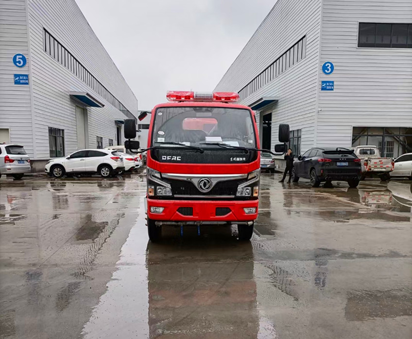 東風D6酒水車5方8方廠家直銷-程力灑水車生產(chǎn)廠家-支持分期付款 東風D6酒水車5方8方廠家直銷-程力灑水車生產(chǎn)廠家-支持分期付款