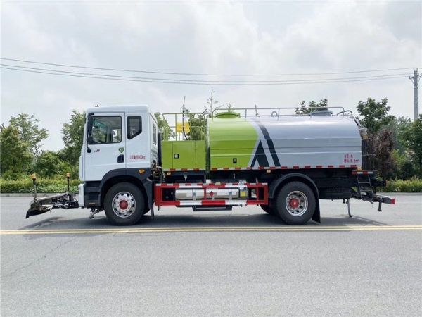 國六東風(fēng)D9高壓灑水車 國六東風(fēng)D9高壓灑水車