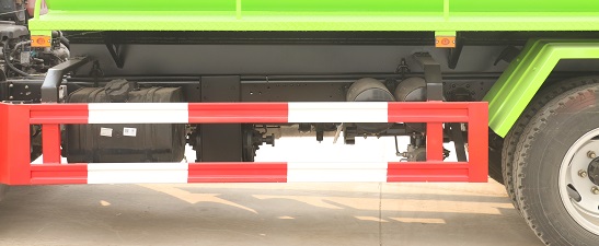 程力威牌CLW5120GXE6型吸糞車(chē) 程力威牌CLW5120GXE6型吸糞車(chē)