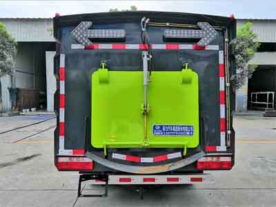 程力牌CL5070TSLE6型掃路車 程力牌CL5070TSLE6型掃路車