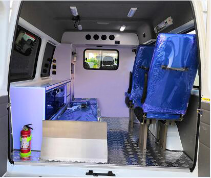 程力威牌CLW5040XJHCD6型救護車 程力威牌CLW5040XJHCD6型救護車