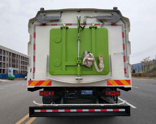 程力牌CL5180TXSBEV型純電動(dòng)洗掃車 程力牌CL5180TXSBEV型純電動(dòng)洗掃車