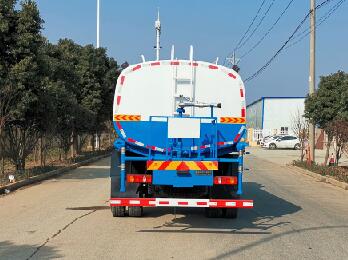 浩天星運(yùn)牌HTX5183GSSL6型灑水車 浩天星運(yùn)牌HTX5183GSSL6型灑水車