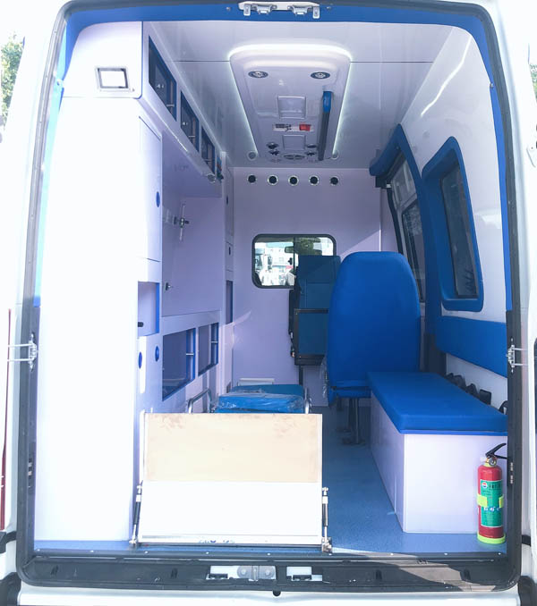 程力威牌CLW5042XJHNJ6型救護車 程力威牌CLW5042XJHNJ6型救護車