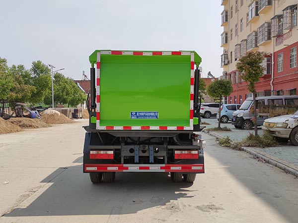 程力威牌CLW5070TCA6型餐廚垃圾車 程力威牌CLW5070TCA6型餐廚垃圾車