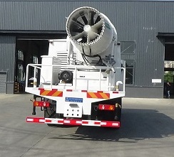 程力威牌CLW5180TDY6DN型多功能抑塵車(chē) 程力威牌CLW5180TDY6DN型多功能抑塵車(chē)