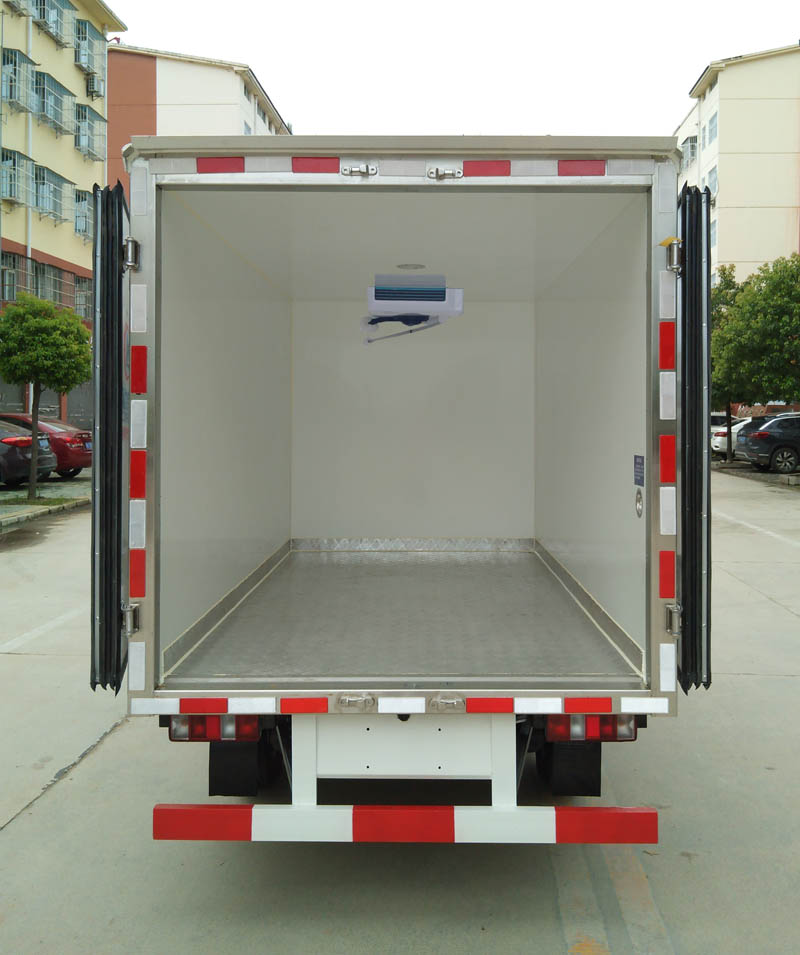 程力威牌CLW5020XLCSC6型冷藏車 程力威牌CLW5020XLCSC6型冷藏車