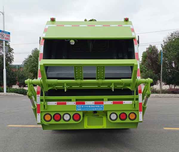 程力牌CL5070ZYS6HQ型壓縮式垃圾車 程力牌CL5070ZYS6HQ型壓縮式垃圾車