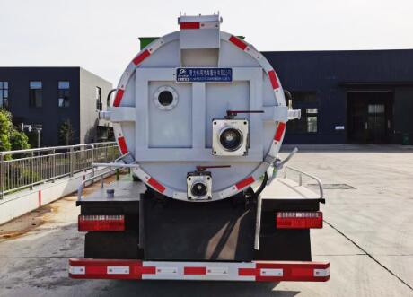 程力威牌CLW5040TCA6BS型餐廚垃圾車 程力威牌CLW5040TCA6BS型餐廚垃圾車