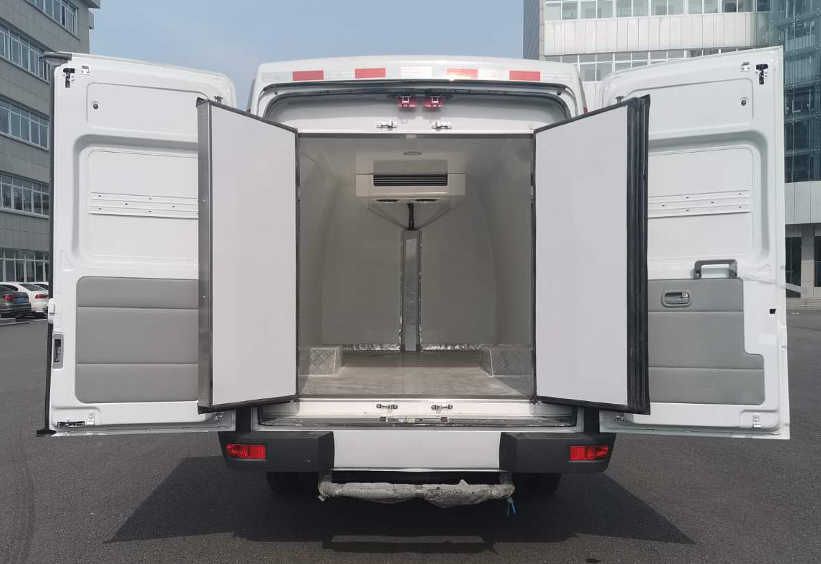 程力威牌CLW5040XLCNJ6型冷藏車 程力威牌CLW5040XLCNJ6型冷藏車