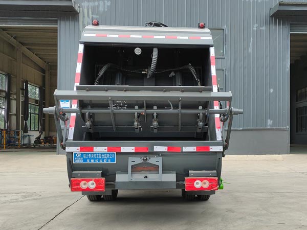 程力威牌CLW5070ZYSBDP型壓縮式垃圾車 程力威牌CLW5070ZYSBDP型壓縮式垃圾車
