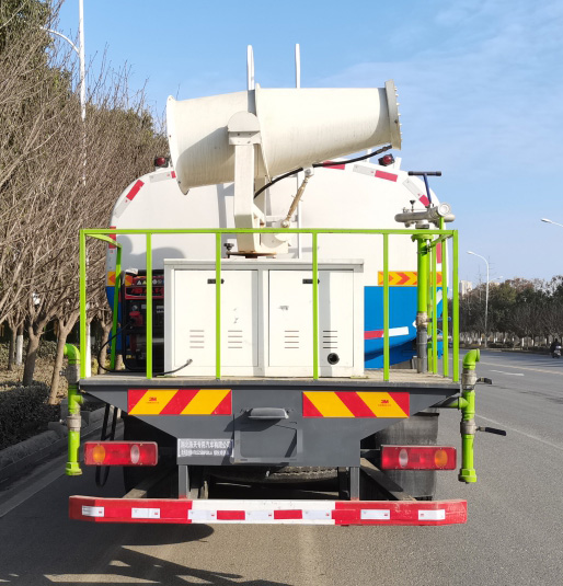 浩天星運(yùn)牌HTX5258GPSDL6型綠化噴灑車 浩天星運(yùn)牌HTX5258GPSDL6型綠化噴灑車