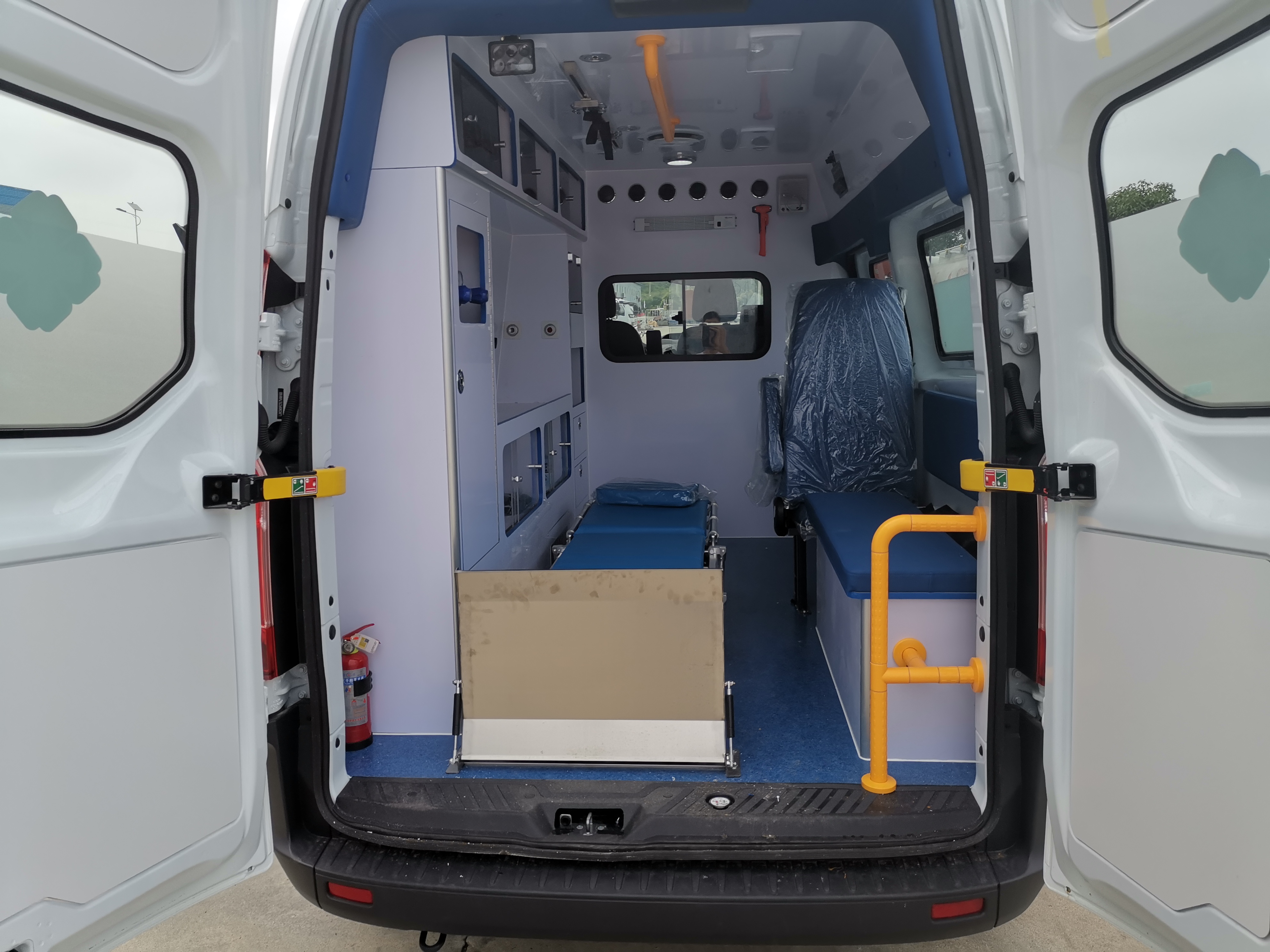 程力牌CL5032XJH6YS型救護車 程力牌CL5032XJH6YS型救護車