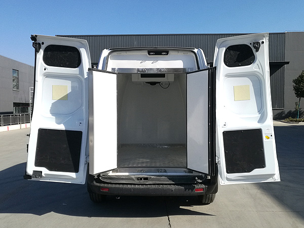 程力威牌CLW5040XLCJDP型冷藏車 程力威牌CLW5040XLCJDP型冷藏車