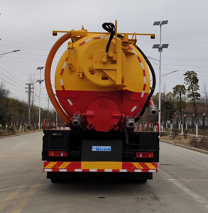 程力牌CL5258GQW6CC型清洗吸污車 程力牌CL5258GQW6CC型清洗吸污車